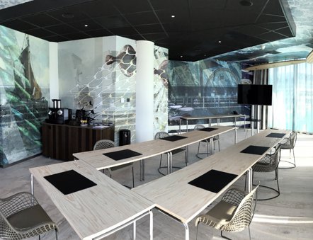 Intell pollaroid 1.jpg