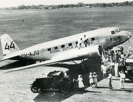 Madurodam meetings lmr pollaroid.jpg